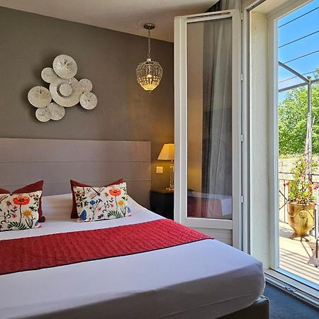 Brit Hotel Acacias Арль Экстерьер фото