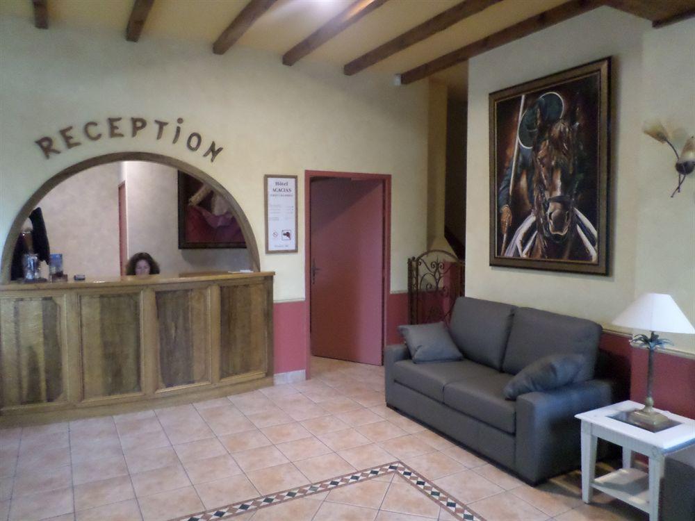 Brit Hotel Acacias Арль Экстерьер фото