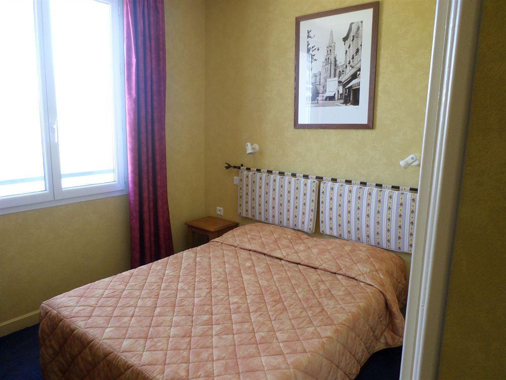 Brit Hotel Acacias Арль Экстерьер фото